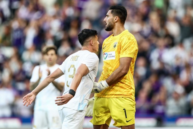 Ρίχνονται στην «μάχη» της Super League ΑΕΚ και ΠΑΟΚ απέναντι σε Πανσερραϊκό και ΑΕΛ