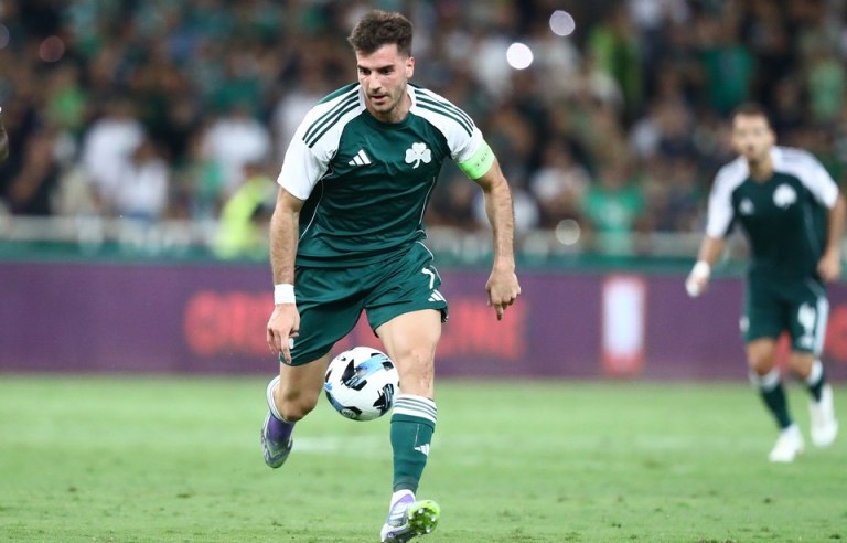 Πρωτοσέλιδο στην Α Bola ο Ιωαννίδης: «Βασικός υποψήφιος για τη Σπόρτινγκ» (pic)