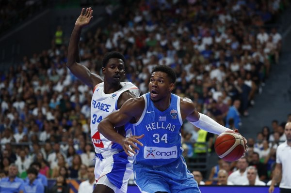 Ελλάδα – Γαλλία 77-92: Έκλεισε με ήττα την προετοιμασία η Εθνική και τώρα Ευρωμπάσκετ (vid)