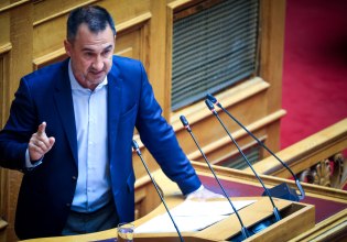 Χαρίτσης: Υποκλοπές, ΟΠΕΚΕΠΕ, Τέμπη, καρτέλ σε ενέργεια και σούπερ μάρκετ – Η ΝΔ θεωρεί το κράτος τσιφλίκι της