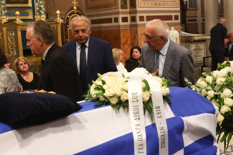 Κωνσταντίνος Πυλαρινός: Συγκίνηση στο τελευταίο αντίο στη Μητρόπολη Αθηνών