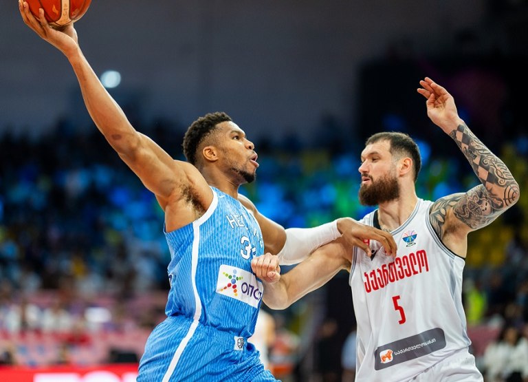 Γεωργία – Ελλάδα 53-94: Σαρωτική η Εθνική, προκρίθηκε και πάει για την πρωτιά! (vid)