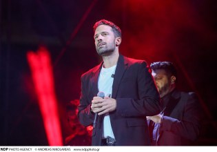 Κωνσταντίνος Αργυρός: Η βάπτιση του γιου του στη Μύκονο