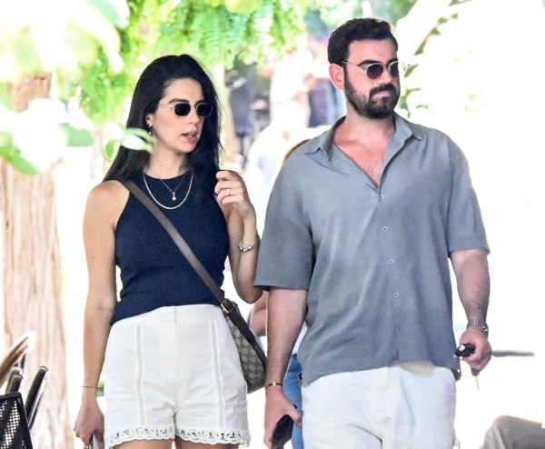 Νίκος Πολυδερόπουλος – Βαλασία Συμιακού: Παντρεύονται στην Ρόδο