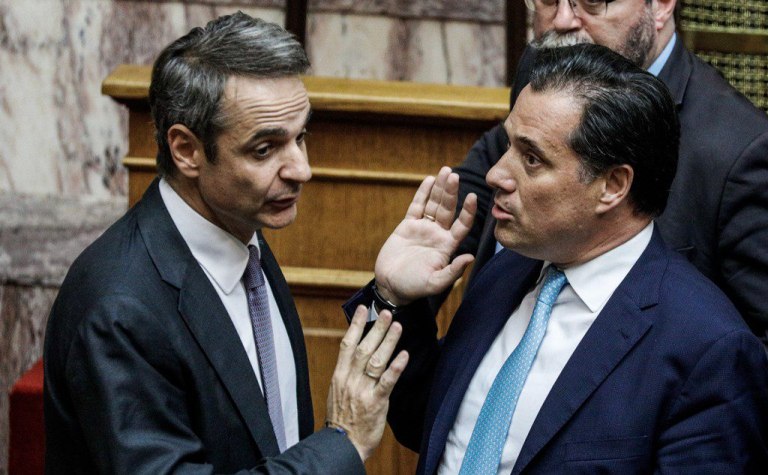 Άσχημα βγαίνει ο Αύγουστος για την κυβέρνηση, στο Μαξίμου ψάχνουν τονωτική ένεση…