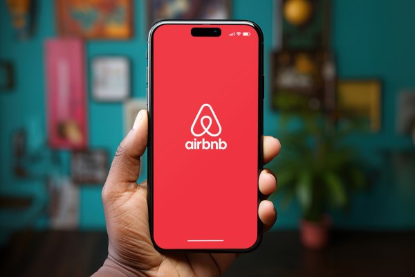 Airbnb: Ποιες αλλαγές έρχονται στη βραχυχρόνια μίσθωση