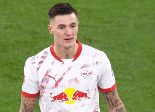 Ολοκληρώνεται η μεταγραφή του Σέσκο στη Μάντσεστερ Γιουνάιτεντ – Πόσο θα κοστίσει