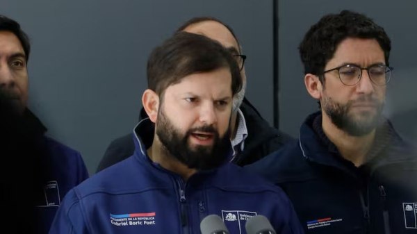 Χιλή: Η χώρα παρακολουθεί με κομμένη την ανάσα τις προσπάθειες διάσωσης των εγκλωβισμένων μεταλλωρύχων