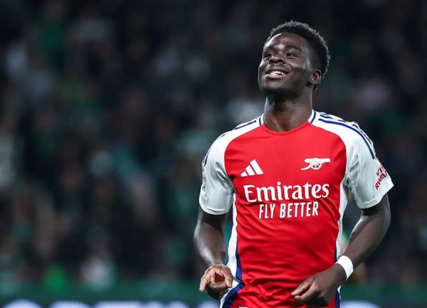 Άρσεναλ: Πλήγμα για τους «κανονιέρηδες» με τον τραυματισμό του Σακά – Πόσο θα απουσιάσει