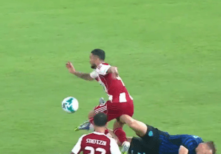 Ίντερ – Ολυμπιακός: Το πέναλτι που δεν δόθηκε σε ανατροπή του Καμπελά (vid)