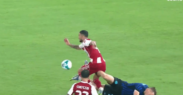 Ίντερ – Ολυμπιακός: Το πέναλτι που δεν δόθηκε σε ανατροπή του Καμπελά (vid)