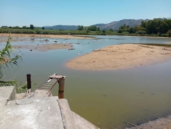 Χανιά: Στεγνώνει η λίμνη της Αγυιάς – Ανησυχία για τον πολύτιμο υγρότοπο [Εικόνες]