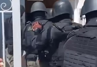 ΕΛ.ΑΣ: Επιχείρηση στις Αχαρνές – Δύο συλλήψεις για ναρκωτικά και όπλα [Βίντεο]