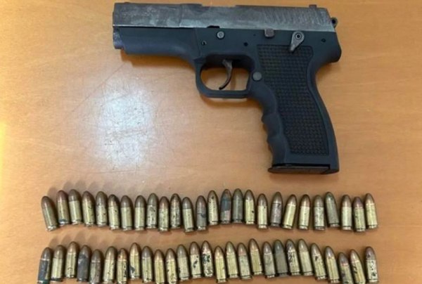Θεσσαλονίκη: Συνελήφθη 29χρονος με πιστόλι και μία σακούλα με 104 φυσίγγια