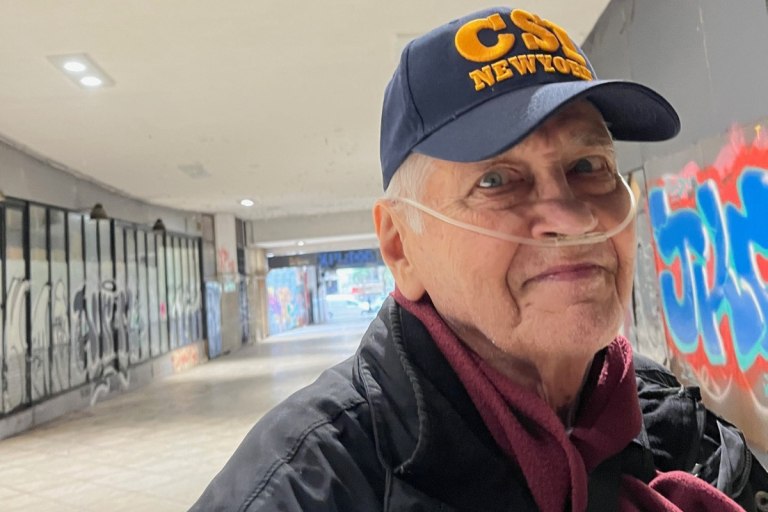 Δημήτρης Κωνσταντάρας: Η τελευταία ανάρτηση του – «Ίδιο πουκάμισο, άλλη βόλτα!»