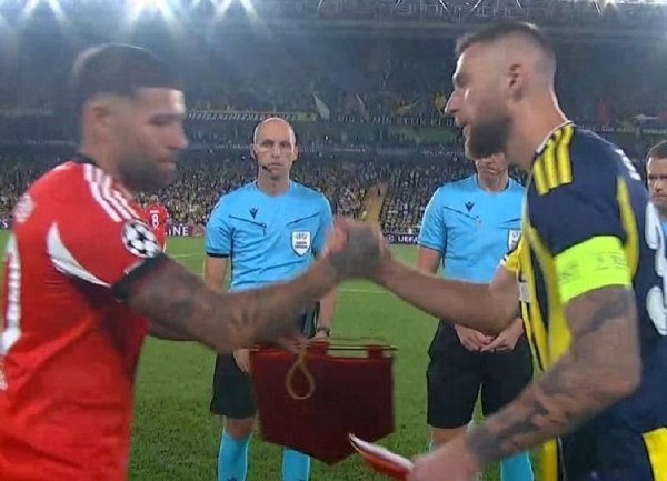 Champions League: Όλα «ανοιχτά» στο Φενέρ – Μπενφίκα, «5άρα» και… άλμα πρόκρισης για τη Μπόντο/Γκλιμτ (vid)