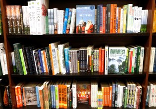 Πώς η Δανία σκοπεύει να «σπρώξει» τους πολίτες να διαβάζουν περισσότερα βιβλία