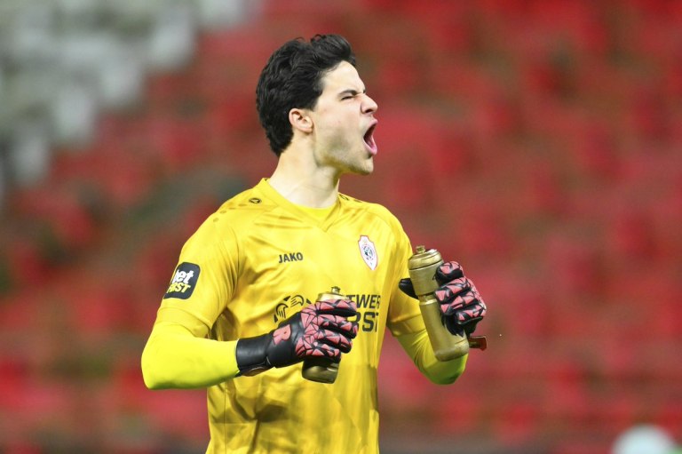 Το μεγάλο ρίσκο της Γιουνάιτεντ – Αυτός είναι ο γκολκίπερ που θέλει ο Αμορίμ