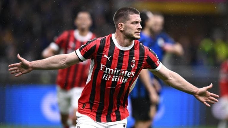 Οριστική συμφωνία του Γιόβιτς με την ΑΕΚ – Έρχεται στην Αθήνα ο Σέρβος