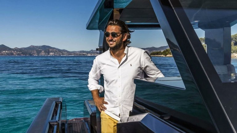 Χαλίτ Γιουκάι: Μυστήριο με την εξαφάνιση Τούρκου επιχειρηματία που ταξίδευε προς τη Μύκονο – Βρέθηκε το σκάφος του διαλυμένο