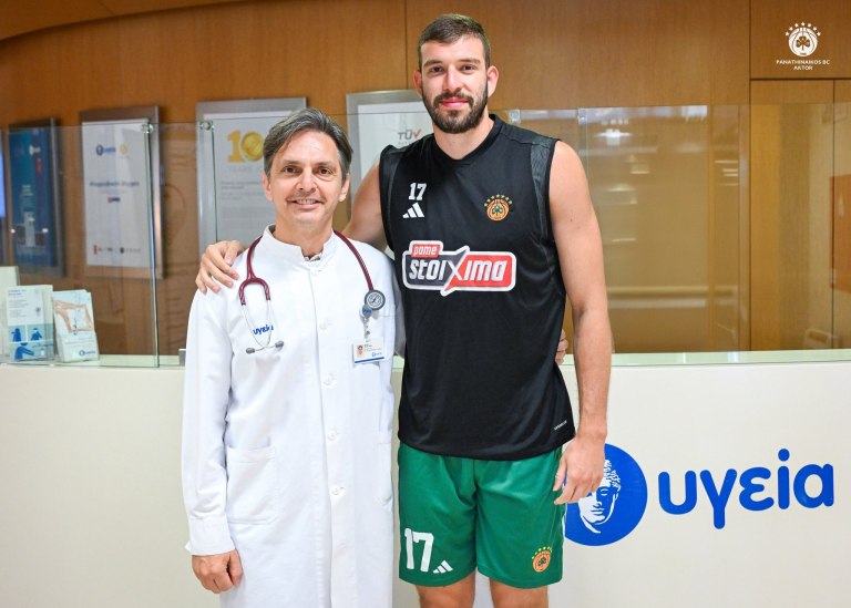 Οι πρώτες φωτογραφίες του Ρογκαβόπουλου με τα «χρώματα» του Παναθηναϊκού