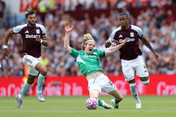 Άστον Βίλα – Νιούκαστλ 0-0: «Κόλλησαν» στο μηδέν