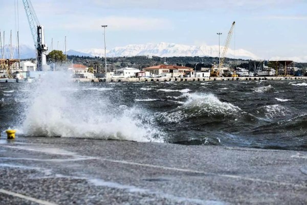 Έρχονται βροχές και δυνατοί βοριάδες – Πώς διαμορφώνεται ο καιρός έως την Παρασκευή