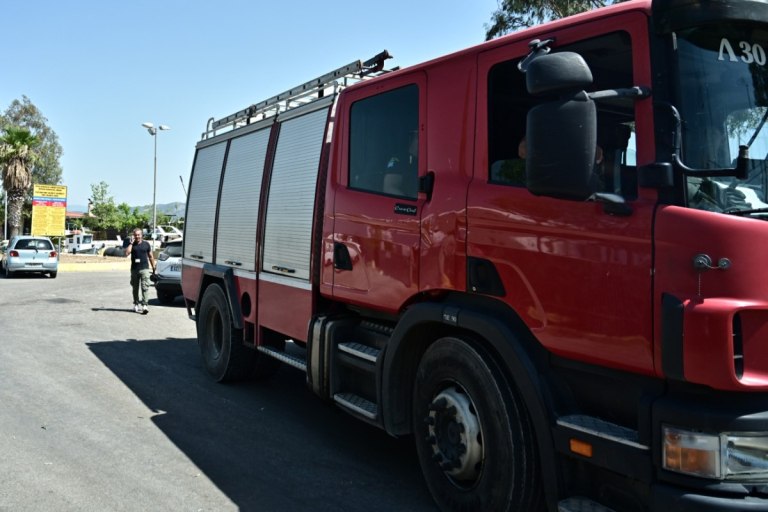 Φωτιά μικρής έκτασης στην Πεντέλη