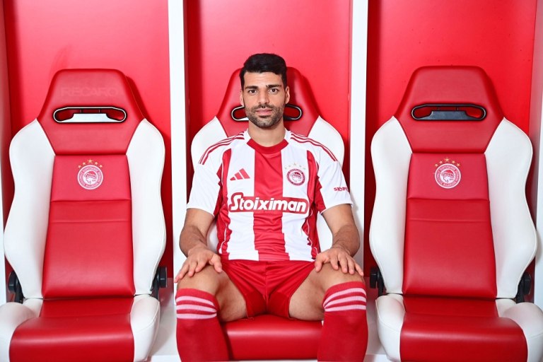 Ταρέμι: «Μεγάλος σύλλογος ο Ολυμπιακός, θα παλέψω για να κάνω ευτυχισμένους τους οπαδούς μας» (vid)