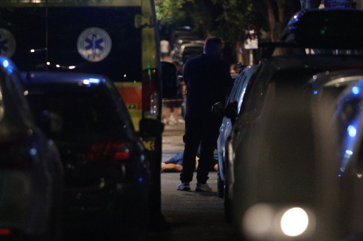 Ένας νεκρός από πυροβολισμούς στον Άγιο Παντελεήμονα