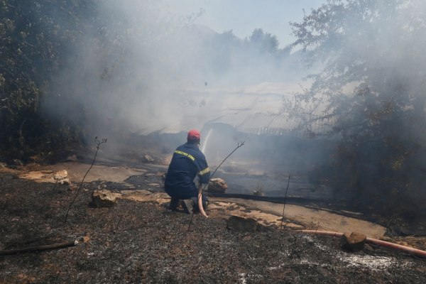 Φωτιά στους Φιλιάτες Θεσπρωτίας – Μήνυμα του 112