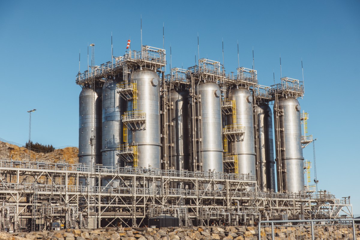 Το διοξείδιο του άνθρακα αποθηκεύεται σε δεξαμενές κοντά στις νορβητικές ακτές πριν διοχετευτεί στον βυθό (Northern Lights)