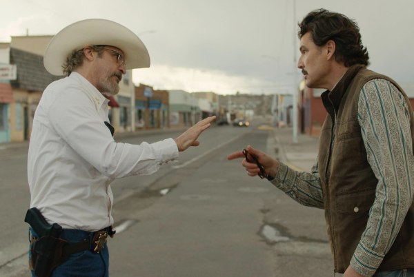 «Κανείς δεν πιστεύει πια στο μέλλον» – Άνταμ Κέρτις και Άρι Άστερ δίνουν συμβουλές επιβίωσης στην δυστοπία του σήμερα