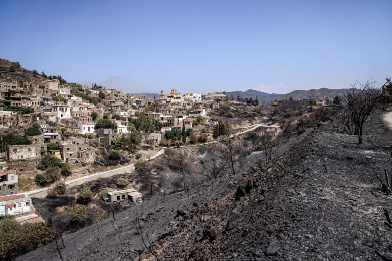 Η χώρα του «Pass» της κυβέρνησης Μητσοτάκη – «Χίος Pass» προτείνει ο Μηταράκης και για το νησί μετά τις φωτιές