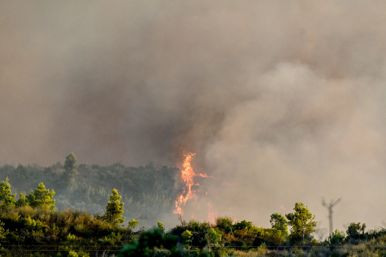 Αρχαία Ολυμπία: Άνδρας συνελήφθη επειδή έκλεψε πυροσβεστικό όχημα για να σβήσει την φωτιά