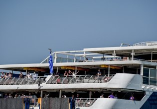 Απέπλευσε το Blue Star Μύκονος από τον Πειραιά – Είχε πρόβλημα στο σύστημα ελέγχου καυσαερίων