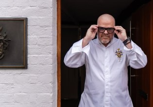 Έστον Μπλούμενταλ: «Τα φάρμακα για την απώλεια βάρους καταστρέφουν τα εστιατόρια, αλλά τα παίρνω κι εγώ»