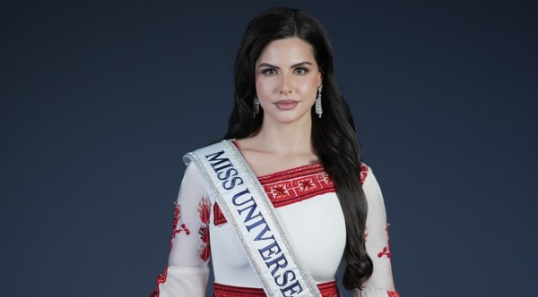 Ποια είναι η Ναντίν Αγιούμπ, η πρώτη εκπρόσωπος της Παλαιστίνης στον διαγωνισμό Μις Υφήλιος 