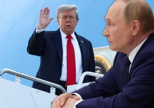 Τραμπ και Πούτιν πάνε Αλάσκα: Θα δώσουν τα χέρια ή θα φύγουν από διαφορετικές πόρτες;