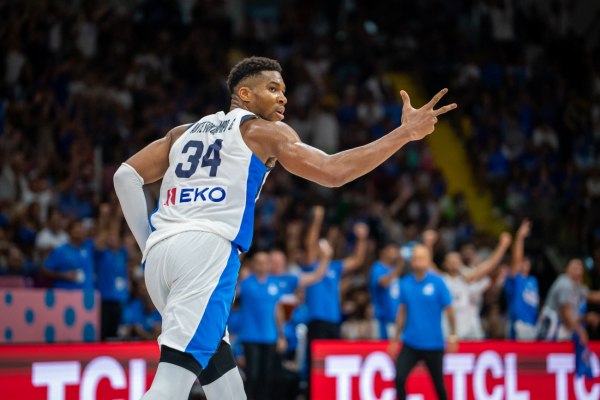 Με τέτοια άμυνα όλα γίνονται πιο εύκολα