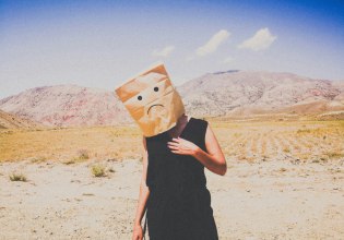 Η Gen Z η πιο δυστυχισμένη γενιά – Oι νέοι βυθίζονται στην απόγνωση