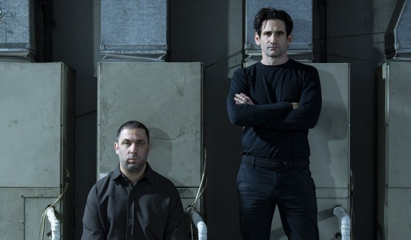 Η Δίκη: Ο παράλογος κόσμος και το καυστικό χιούμορ του Φραντς Κάφκα στο θέατρο ARK