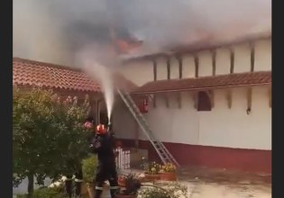 Πάτρα: Στις φλόγες τυλίχθηκε η Ιερά Μονή Αγίου Νικολάου στον Μπάλα [βίντεο]