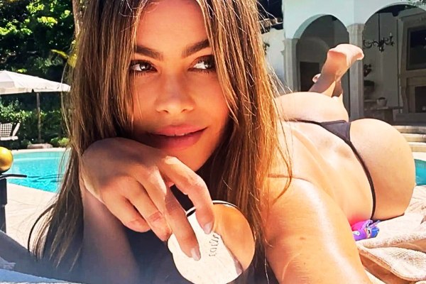 Λιγότερο όπως περισσότερο: Το «καυτό» comeback του στρινγκ – «Μάχη για αυτοέκφραση»