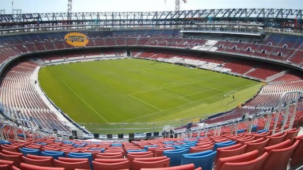 Εκτός Καμπ Νου η Μπαρτσελόνα για το Champions League