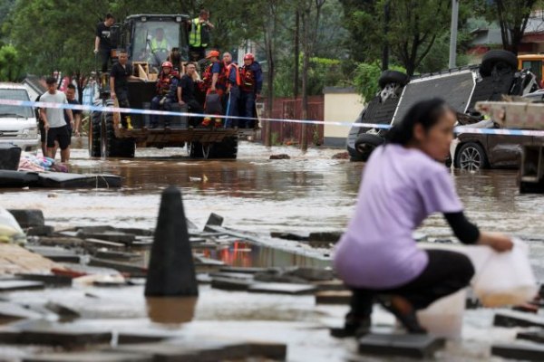 Κίνα: Οι Αρχές απομακρύνουν εσπευσμένα πάνω από 82.000 κατοίκους στο Πεκίνο