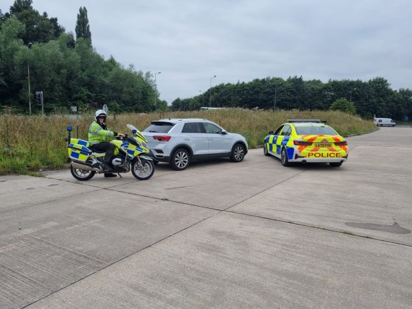 Ηνωμένο Βασίλειο: Κινηματογραφική καταδίωξη ναρκεμπόρων ανοιχτά της Κορνουάλης – Κοκαΐνη εκατομμυρίων