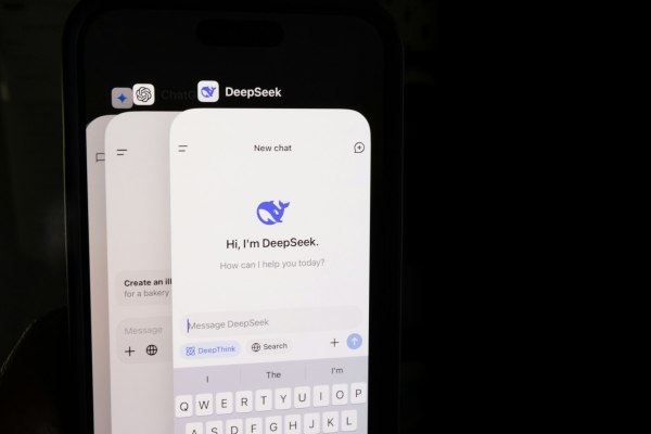 Τεχνητή νοημοσύνη: Η κινέζικη DeepSeek στέκεται με αξιώσεις απέναντι στο GPT-5