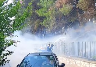 Διδυμότειχο: Φωτιά σε άλσος δίπλα στο 1ο Γυμνάσιο και στις αυλές σπιτιών