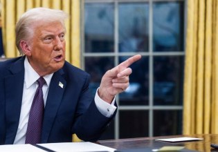 Δασμοί: Ο Τραμπ υπέγραψε διάταγμα για την αύξησή τους σε δεκάδες χώρες – Στο 35% ο Καναδάς